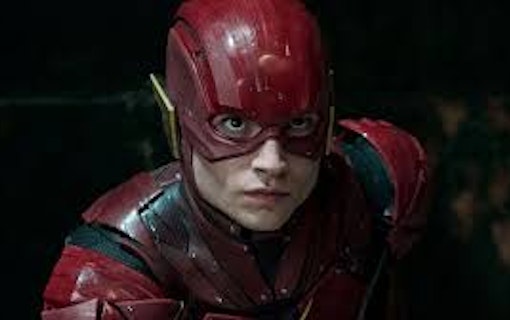 Ezra Miller som Flash.