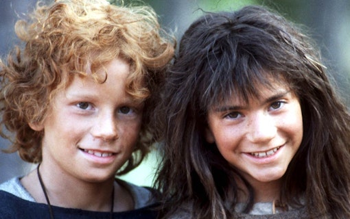 Bild på Ronja och Birk från filmen 1984. Nu letar Viaplay efter nya skådspelare till rollerna