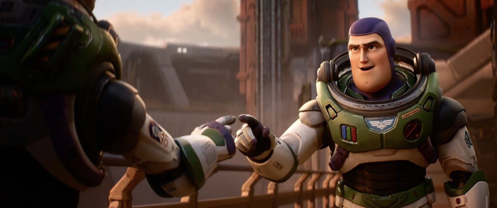 TRAILER: Chris Evans är Buzz i Pixars Lightyear
