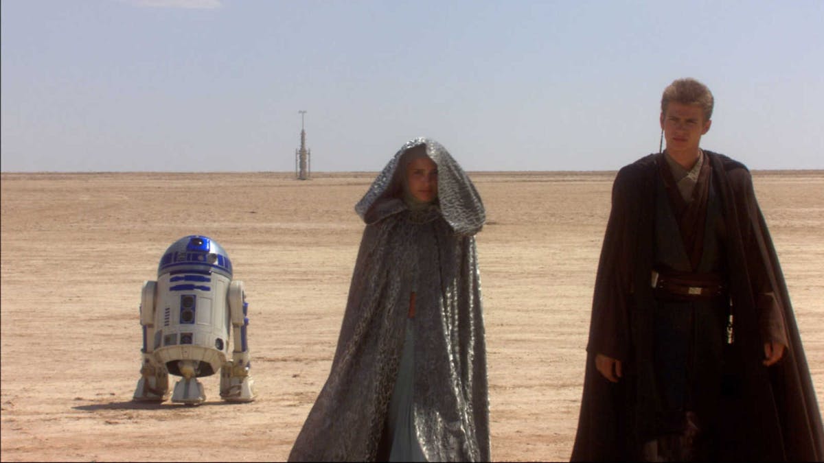 Hayden Christensen försvarar dialogen i tidigare Star Wars-filmern
