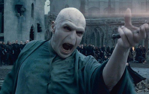 Kommer Voldemort tillbaka? Ralph Fiennes tackar ja