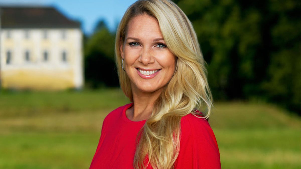 Anna Brolin avslöjar: fortsätter som programledare för Farmen på TV4