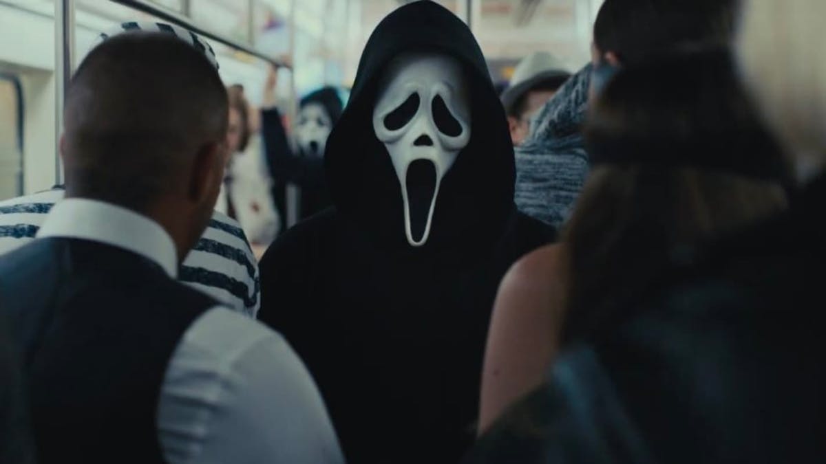 Nya Scream-filmens läskiga marknadsföring – Ghostface dyker upp på stan